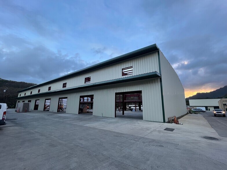 More Photos Of 201 Kapaa Quarry Pl, Kailua Warehouse For Lease