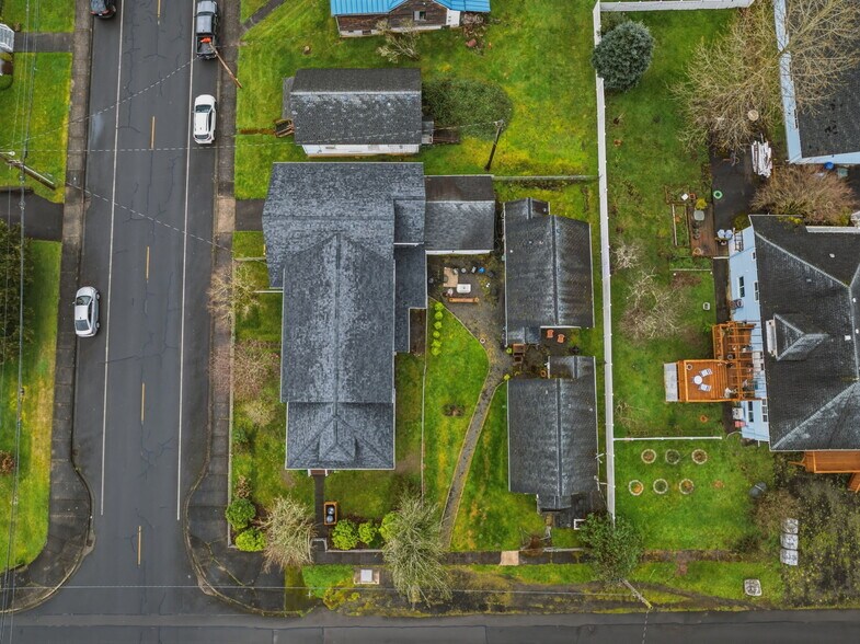 More Photos Of 180 2nd St, Cathlamet Apartments For Sale