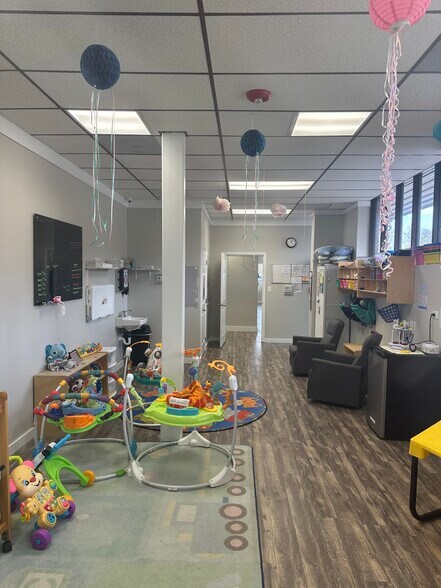 More Photos Of 1210 Noccalula Rd, Gadsden Freestanding For Sale