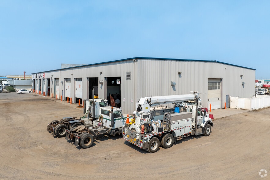 More Photos Of 5425 90th Ave SE, Calgary Warehouse For Sale