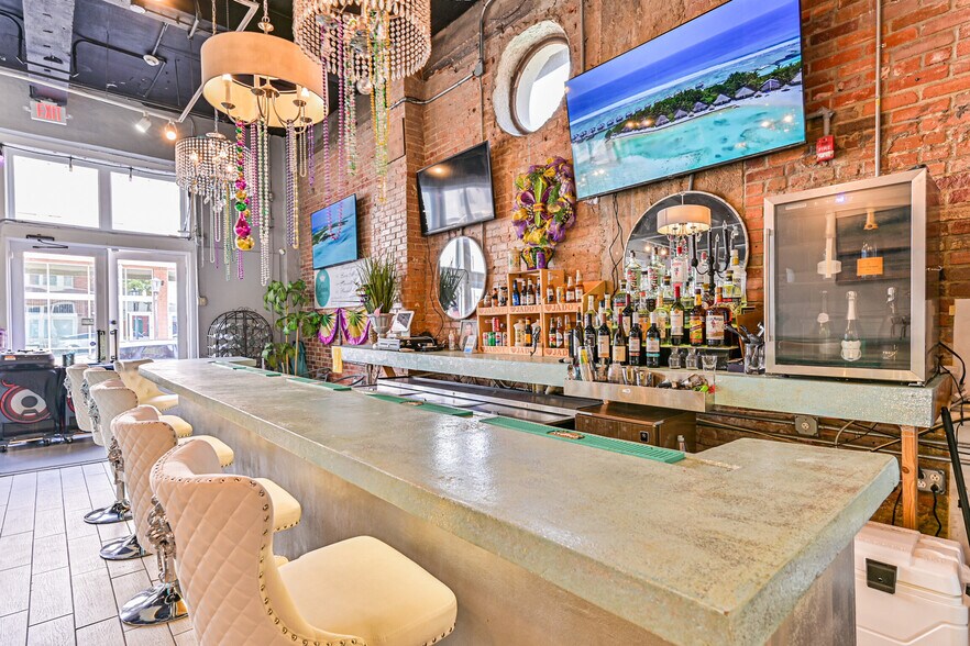 More Photos Of 2425 Strand St, Galveston Restaurant For Sale