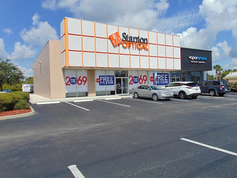 More Photos Of 2670-2860 NW Federal Hwy, Jensen Beach Storefront For Sale