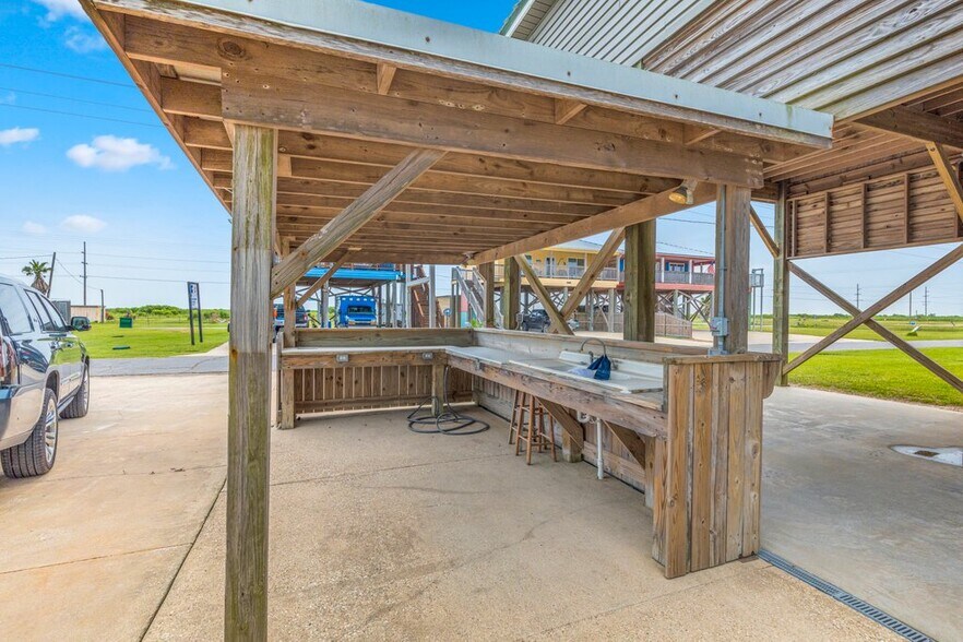 More Photos Of 2314 Teal St, Cameron Specialty For Sale