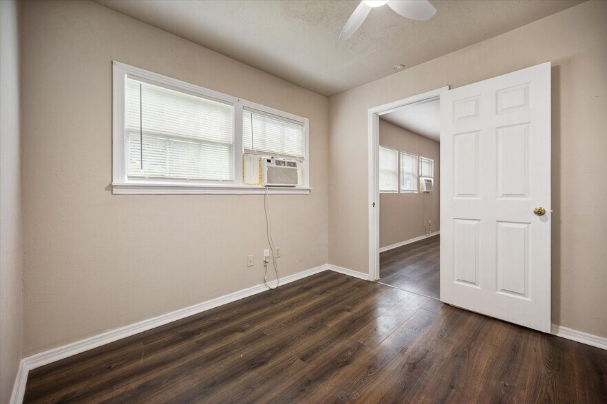 More Photos Of 3837 Earl St, Fort Worth Multifamily For Sale