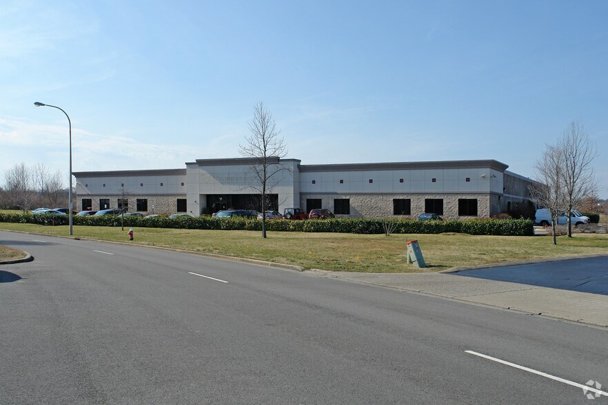 More Photos Of 515 Great Circle Rd, Nashville Flex For Lease