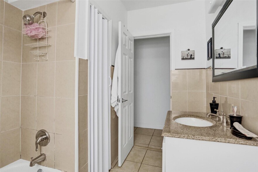 More Photos Of 76 NE 49th St, Miami Apartments For Sale