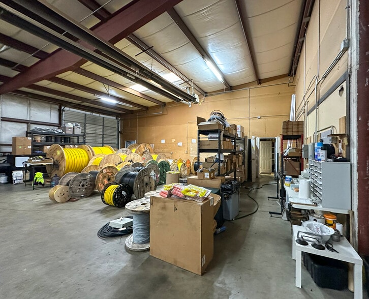 More Photos Of 23 William Way, Bellingham Warehouse For Lease
