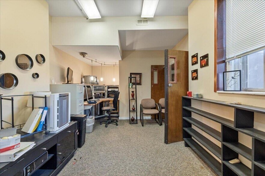 More Photos Of 21551 270th St, Mc Clelland Office For Sale
