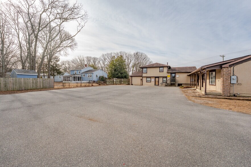 More Photos Of 98 New Rd, Somers Point Showroom For Sale