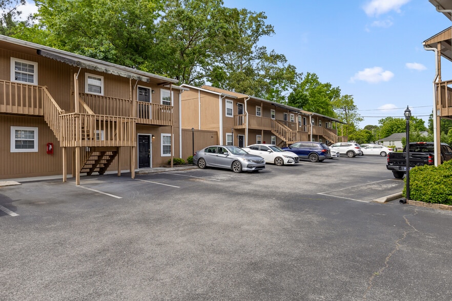 More Photos Of 1802 Hamill Rd, Hixson Apartments For Sale