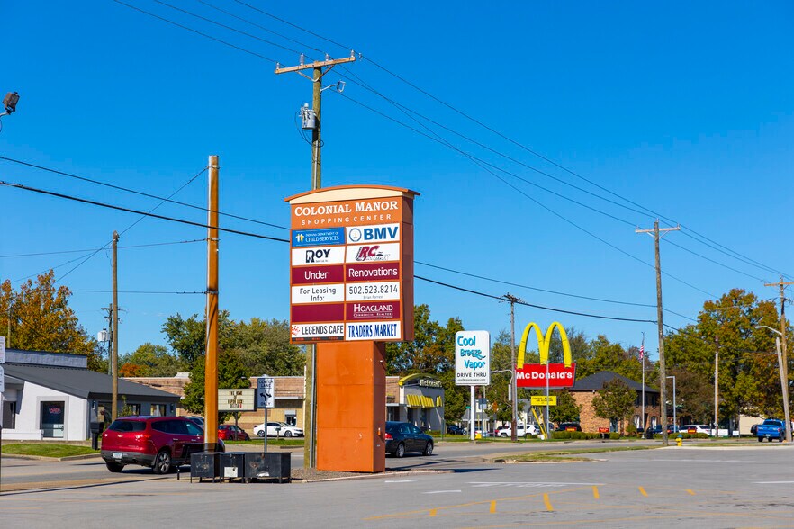 More Photos Of 2612 Charlestown Rd, New Albany Unknown For Lease