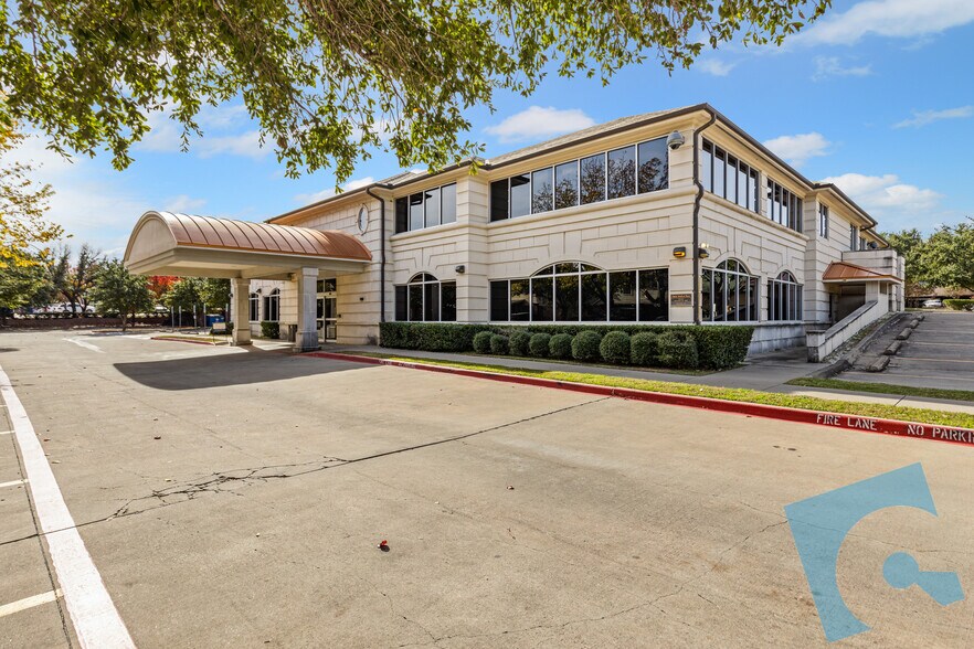 More Photos Of 1601 Lancaster Dr, Grapevine Medical For Lease