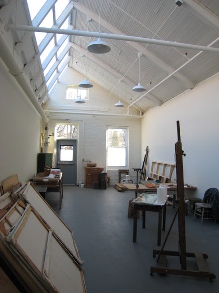 More Photos Of 560 Mineral Spring Ave, Pawtucket Warehouse For Lease
