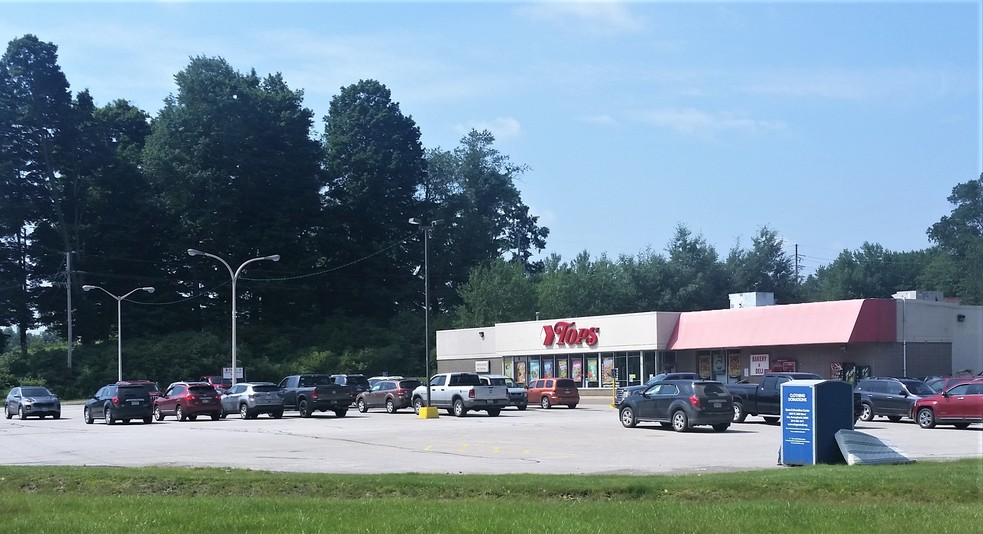 Primary Photo Of 230 S High St, Waterford Supermarket For Sale