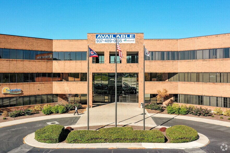 More Photos Of 1435 Cincinnati St, Dayton Office For Lease