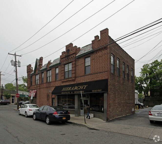 More Photos Of 480 Plandome Rd, Manhasset Storefront Retail Office For Lease