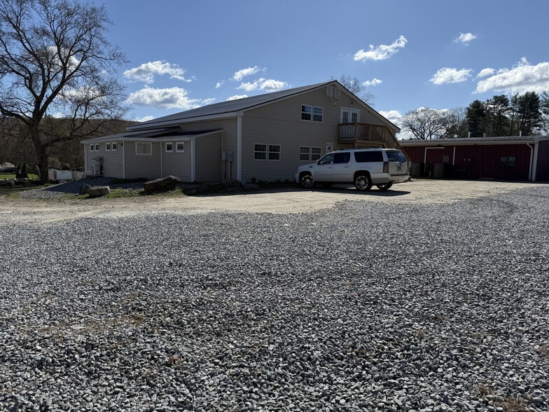 More Photos Of , Bozrah Office For Sale
