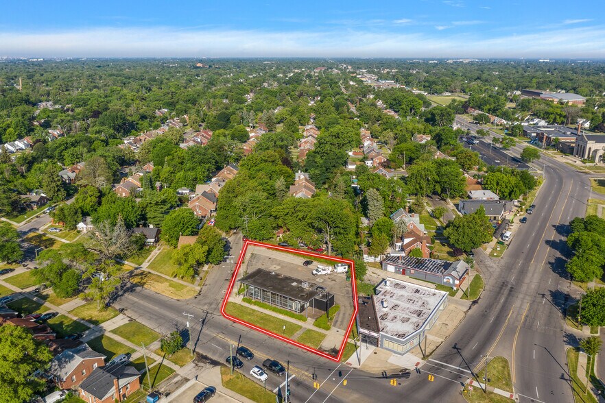 More Photos Of 18901 Kelly Rd, Detroit Bank For Sale