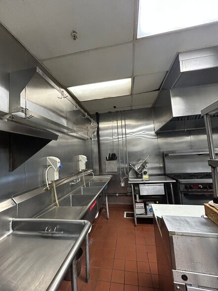 More Photos Of 206 Olde New Jersey Ave, North Wildwood Restaurant For Sale