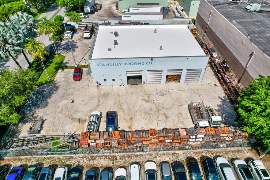 More Photos Of 14701 SW 137th St, Miami Light Distribution For Lease
