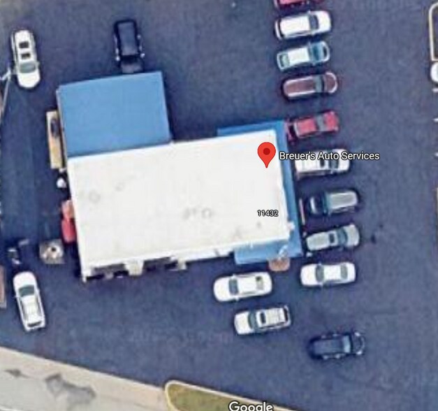 More Photos Of 11432 Concord Village Ave, Saint Louis Auto Repair For Sale