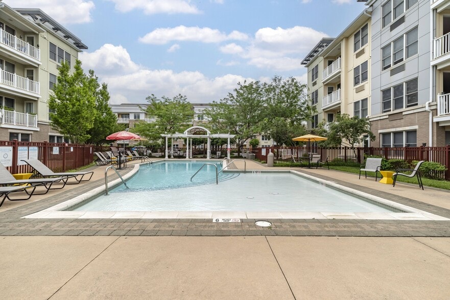 More Photos Of 50 Chelsea Ave, Long Branch Apartments For Lease