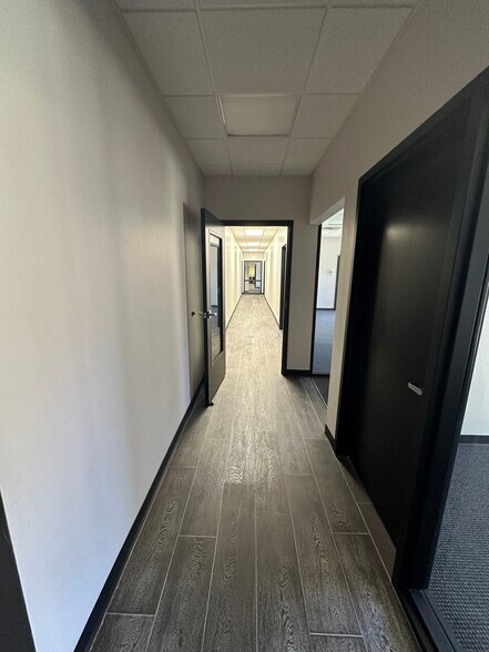 More Photos Of 7100 N Classen Blvd, Oklahoma City Office For Lease