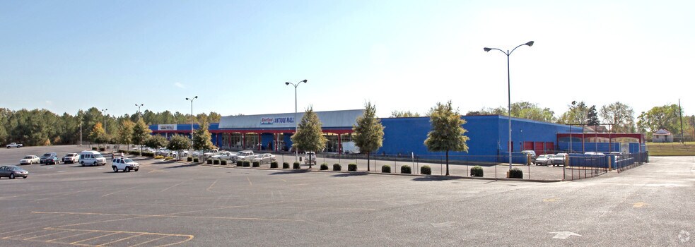 Primary Photo Of 5979 Jefferson Davis Hwy, North Augusta General Retail For Lease