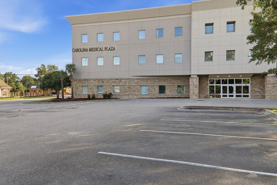 More Photos Of 3010 Farrow Rd, Columbia Medical For Lease