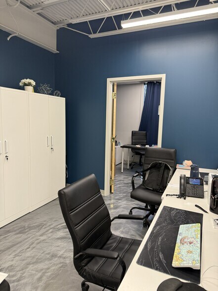 More Photos Of 767 E Brookhaven Cir E, Memphis Medical For Lease