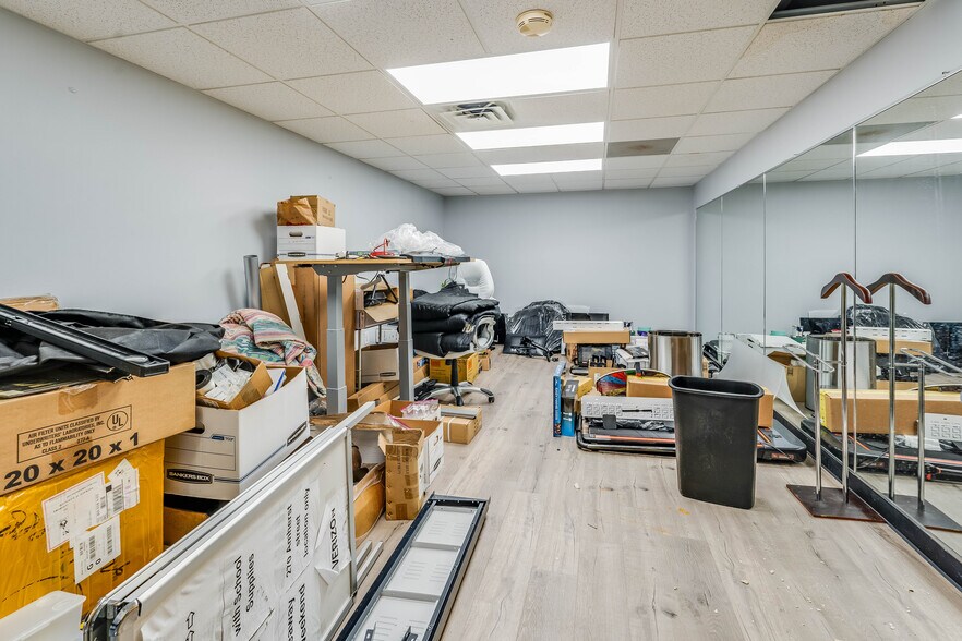 More Photos Of 1 Elm Sq, Andover Office Residential For Lease