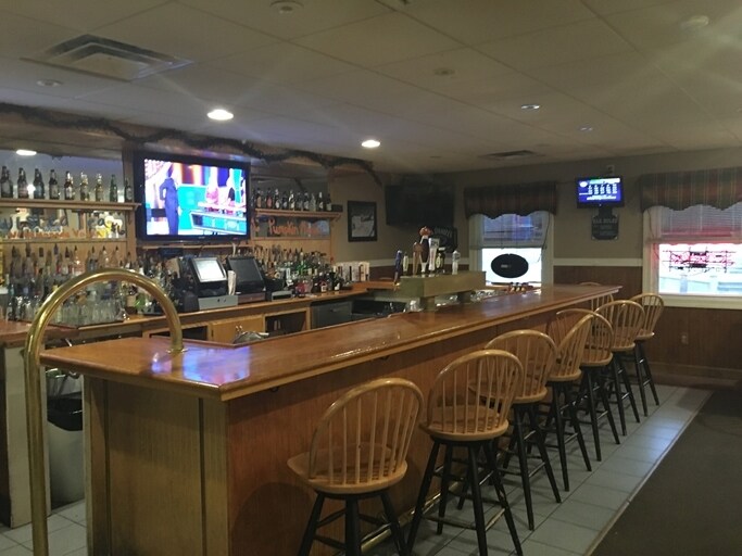 More Photos Of 48 School St, Lincoln Restaurant For Sale