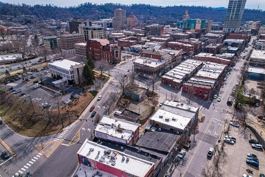 More Photos Of 93 Broadway St, Asheville Industrial For Sale