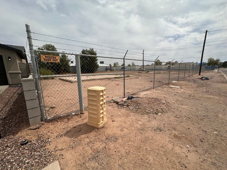 More Photos Of 1239 16th ave, Phoenix Land For Sale