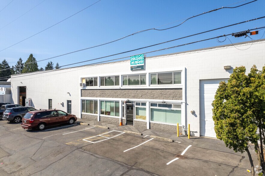 More Photos Of 921 N 128th St, Seattle Unknown For Lease