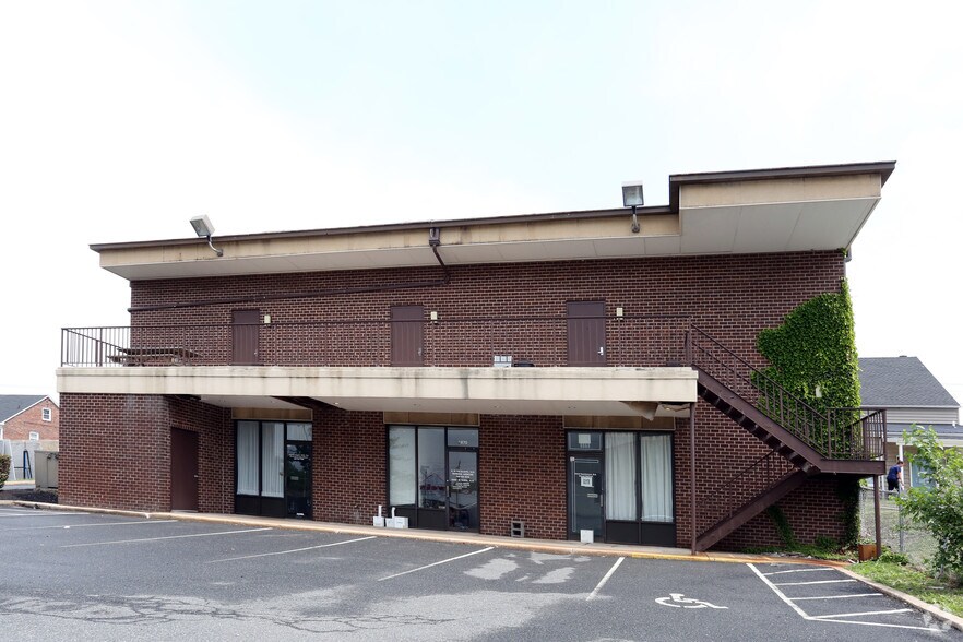 More Photos Of 8868 Belair Rd, Nottingham Medical For Lease