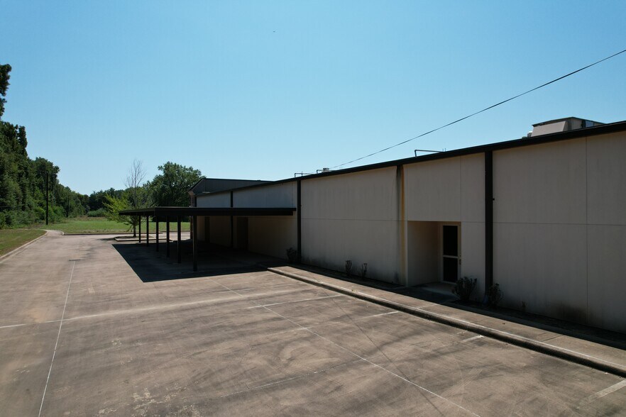 More Photos Of 200 Renaissance Way, Crockett Medical For Sale