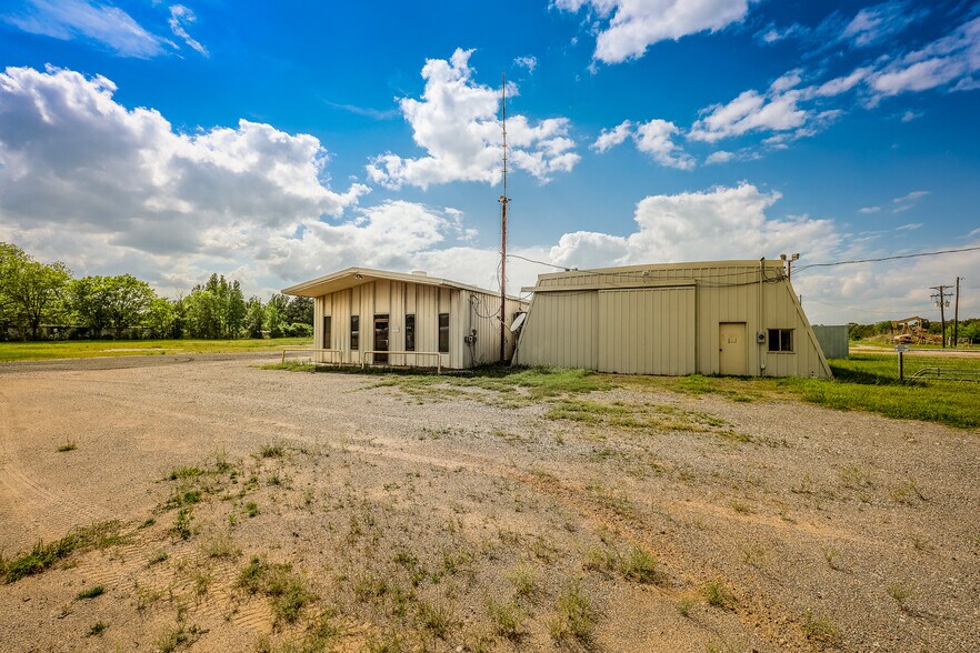 More Photos Of 2617 US Highway 79 N, Carthage Industrial For Sale