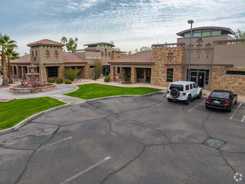 More Photos Of 9885 S Priest Dr, Tempe Medical For Lease