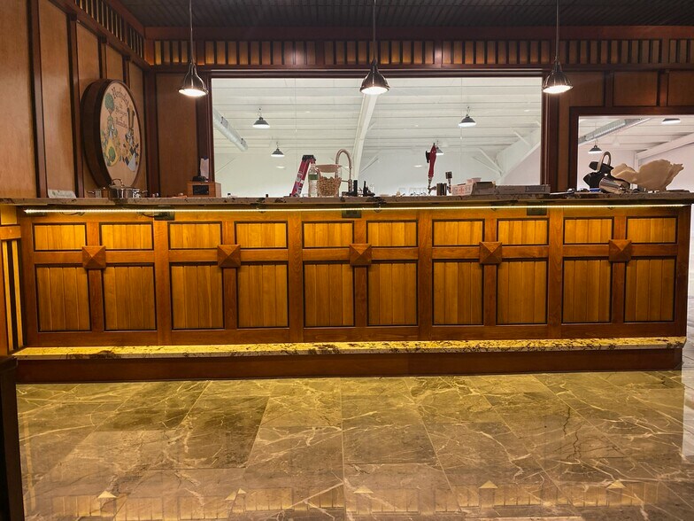 More Photos Of 1141 Pierce St, Clearwater Warehouse For Sale