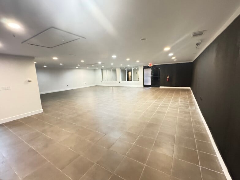 More Photos Of 8841 Bright Star Rd, Douglasville Storefront Retail Office For Sale