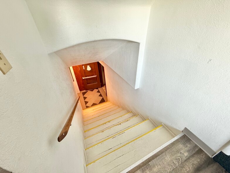 More Photos Of 303 W Clark St, Pasco Religious Facility For Sale