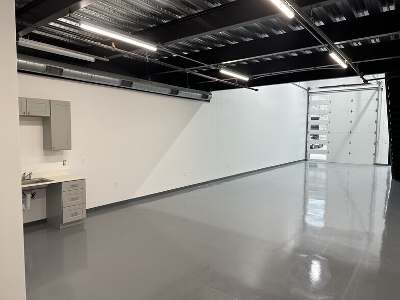 More Photos Of 2601 TX-121, Lewisville Light Distribution For Sale