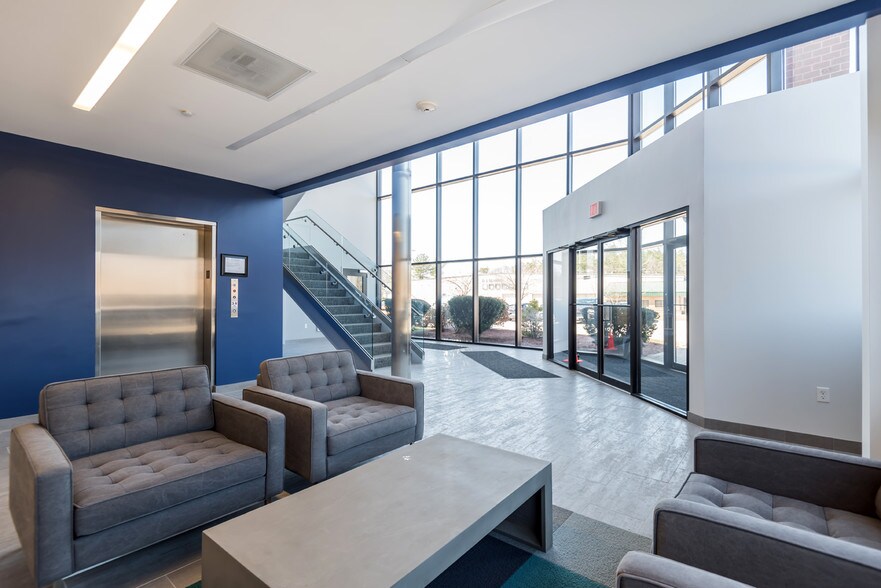 More Photos Of 95 Billerica Ave, Billerica Light Manufacturing For Lease