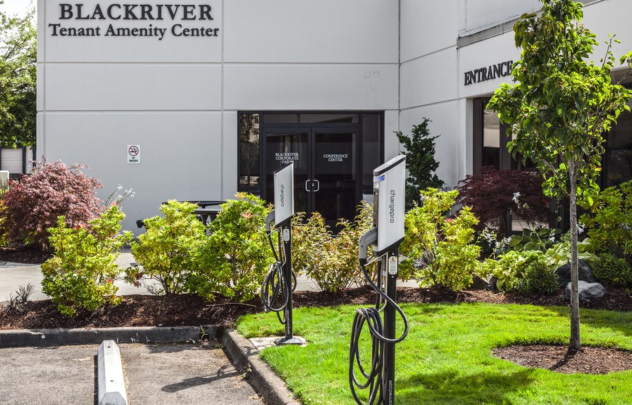 More Photos Of 1131 SW 7th St, Renton Unknown For Lease