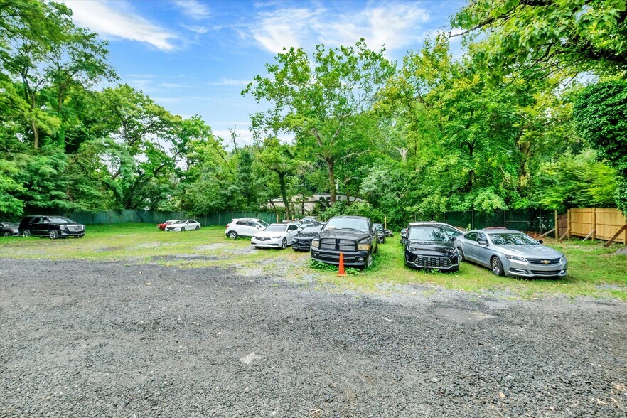 More Photos Of 7875 Mill Rd, Elkins Park Auto Salvage Facility For Sale