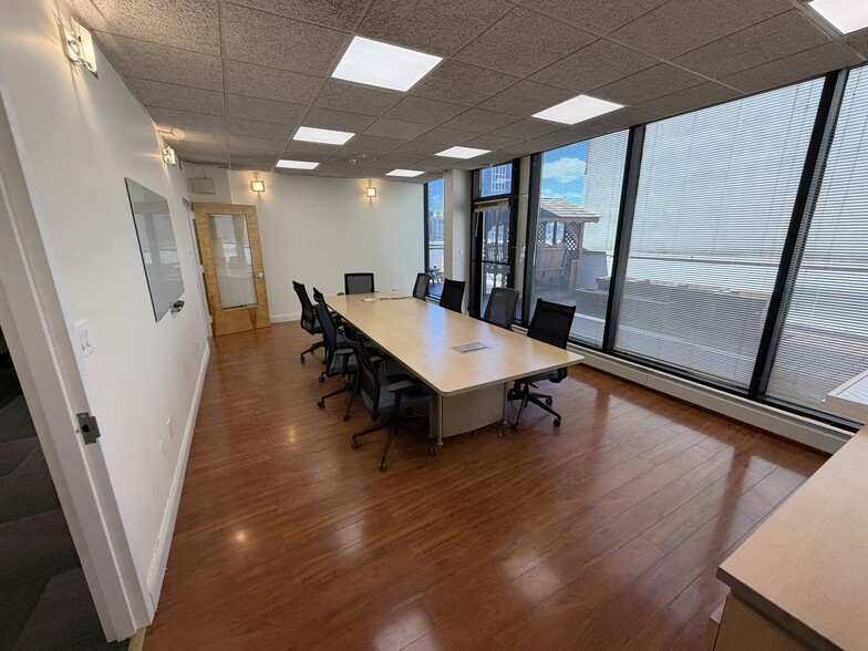 Primary Photo Of 5-14 51st Ave, Long Island City Storefront Retail Office For Lease