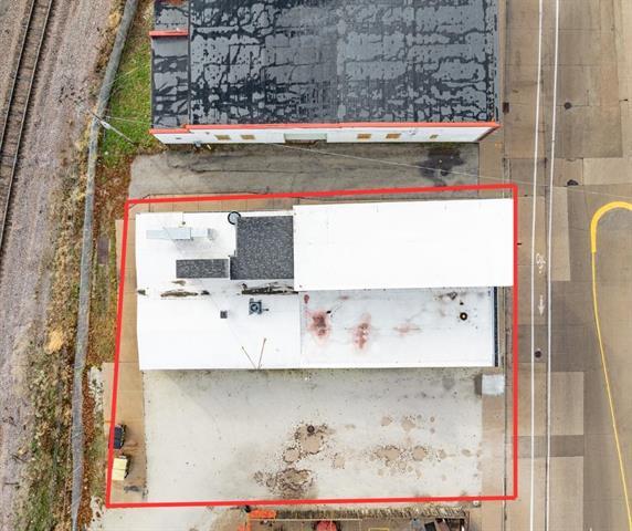 More Photos Of 821 S Broadway, Green Bay Restaurant For Sale