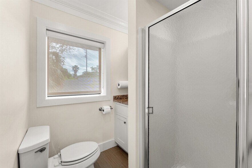 More Photos Of 525 N Harbor City Blvd, Melbourne Office For Sale