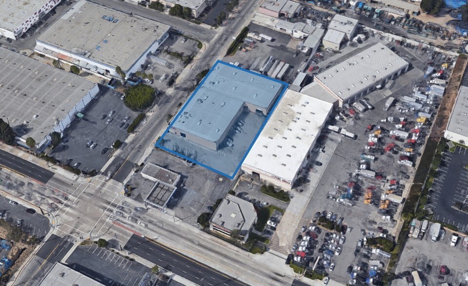 More Photos Of 938-940 S Vail Ave, Montebello Warehouse For Lease